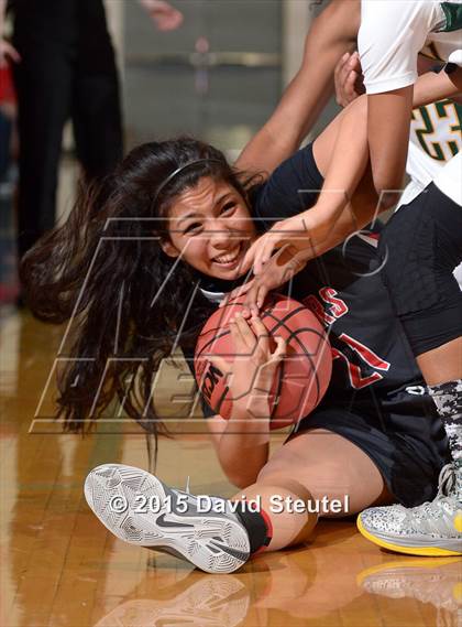 Thumbnail 1 in Patterson vs. Vanden (CIF SJS D3 Playoffs) photogallery.