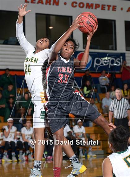Thumbnail 3 in Patterson vs. Vanden (CIF SJS D3 Playoffs) photogallery.