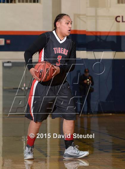 Thumbnail 1 in Patterson vs. Vanden (CIF SJS D3 Playoffs) photogallery.