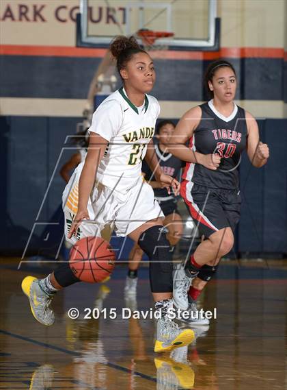 Thumbnail 2 in Patterson vs. Vanden (CIF SJS D3 Playoffs) photogallery.