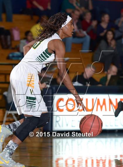 Thumbnail 2 in Patterson vs. Vanden (CIF SJS D3 Playoffs) photogallery.