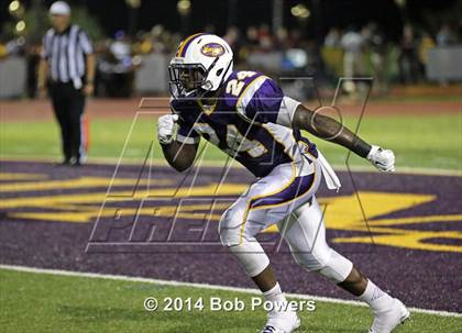 Thumbnail 1 in Lake Braddock vs. Robinson photogallery.