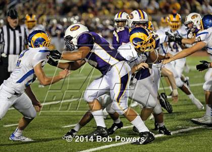 Thumbnail 2 in Lake Braddock vs. Robinson photogallery.