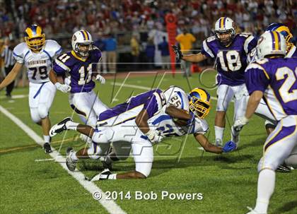 Thumbnail 3 in Lake Braddock vs. Robinson photogallery.
