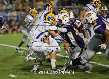 Thumbnail 2 in Lake Braddock vs. Robinson photogallery.
