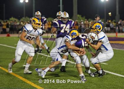 Thumbnail 3 in Lake Braddock vs. Robinson photogallery.