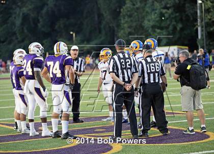 Thumbnail 3 in Lake Braddock vs. Robinson photogallery.