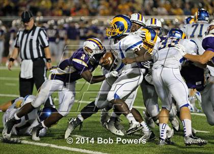 Thumbnail 2 in Lake Braddock vs. Robinson photogallery.