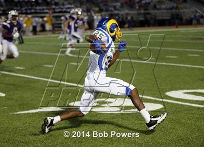 Thumbnail 2 in Lake Braddock vs. Robinson photogallery.