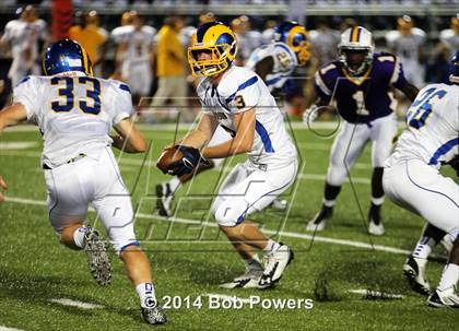 Thumbnail 1 in Lake Braddock vs. Robinson photogallery.