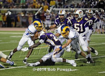 Thumbnail 2 in Lake Braddock vs. Robinson photogallery.