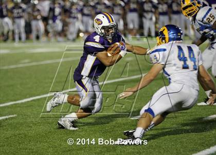 Thumbnail 2 in Lake Braddock vs. Robinson photogallery.
