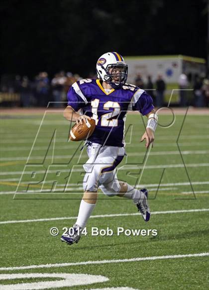 Thumbnail 2 in Lake Braddock vs. Robinson photogallery.