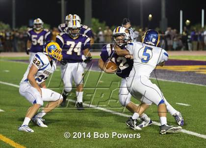 Thumbnail 3 in Lake Braddock vs. Robinson photogallery.