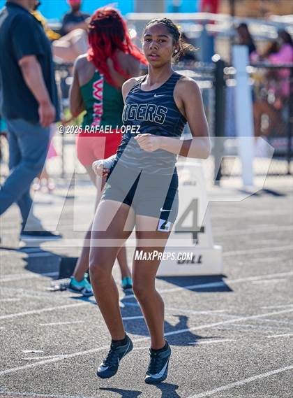 Thumbnail 1 in UIL 6A Track & Field Area 13&14 (200M) photogallery.
