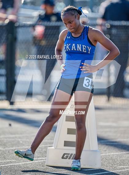 Thumbnail 3 in UIL 6A Track & Field Area 13&14 (200M) photogallery.
