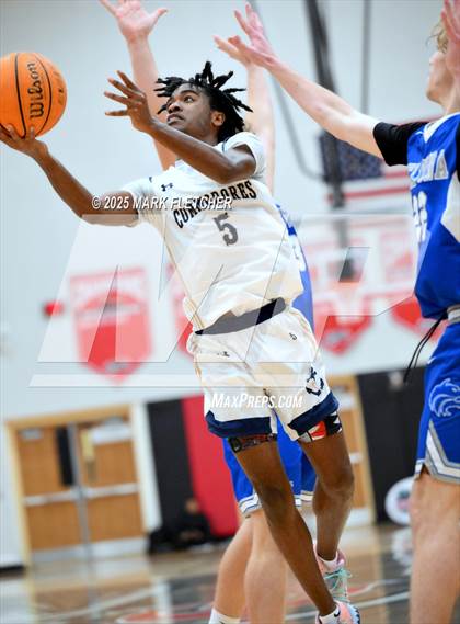 Thumbnail 2 in Eau Gallie vs Deltona (Barracuda New Years Shootout) photogallery.