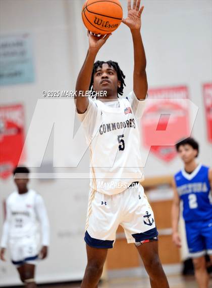 Thumbnail 3 in Eau Gallie vs Deltona (Barracuda New Years Shootout) photogallery.