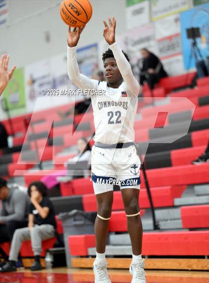 Thumbnail 2 in Eau Gallie vs Deltona (Barracuda New Years Shootout) photogallery.