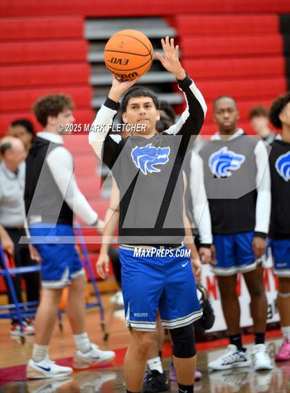 Thumbnail 2 in Eau Gallie vs Deltona (Barracuda New Years Shootout) photogallery.