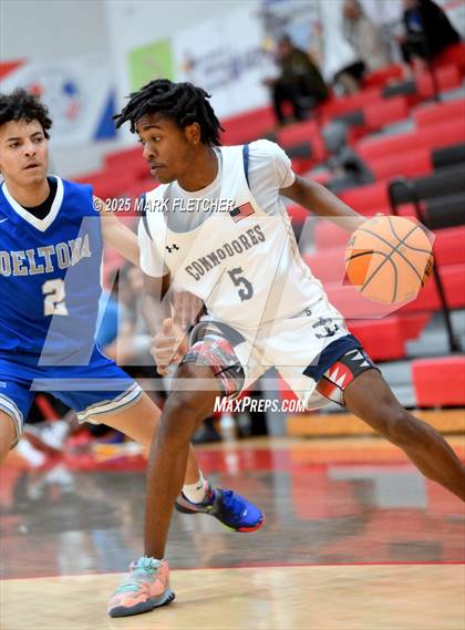 Thumbnail 1 in Eau Gallie vs Deltona (Barracuda New Years Shootout) photogallery.