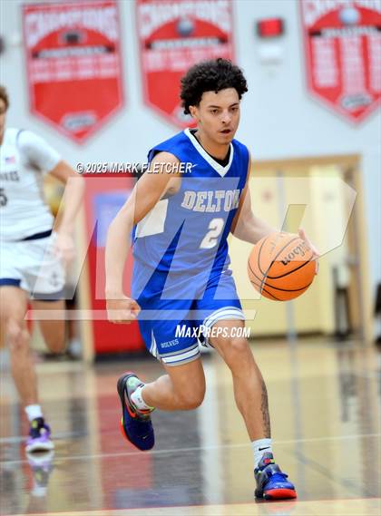 Thumbnail 1 in Eau Gallie vs Deltona (Barracuda New Years Shootout) photogallery.