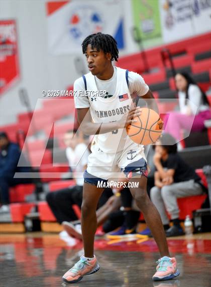 Thumbnail 1 in Eau Gallie vs Deltona (Barracuda New Years Shootout) photogallery.
