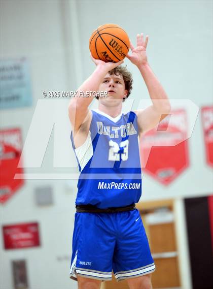 Thumbnail 3 in Eau Gallie vs Deltona (Barracuda New Years Shootout) photogallery.