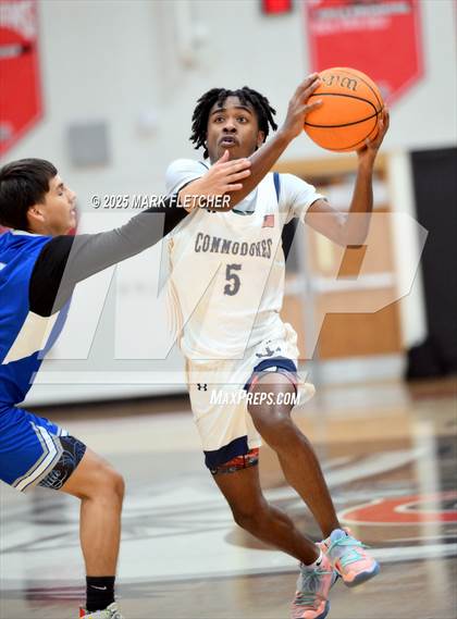 Thumbnail 1 in Eau Gallie vs Deltona (Barracuda New Years Shootout) photogallery.
