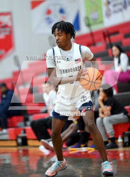 Thumbnail 2 in Eau Gallie vs Deltona (Barracuda New Years Shootout) photogallery.