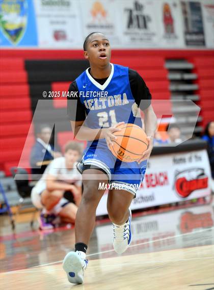 Thumbnail 3 in Eau Gallie vs Deltona (Barracuda New Years Shootout) photogallery.