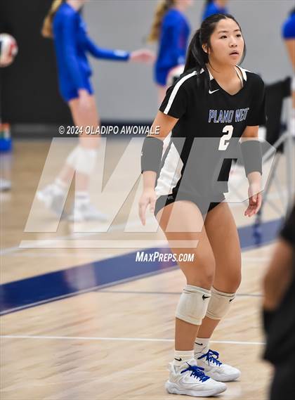 Thumbnail 3 in Plano West vs. Emerson photogallery.