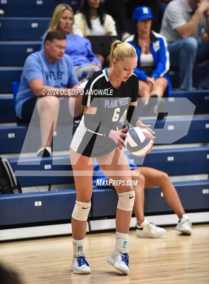 Thumbnail 2 in Plano West vs. Emerson photogallery.