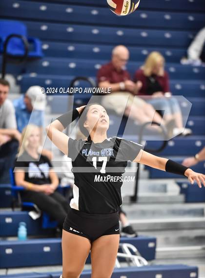 Thumbnail 3 in Plano West vs. Emerson photogallery.