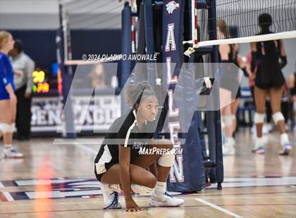 Thumbnail 2 in Plano West vs. Emerson photogallery.