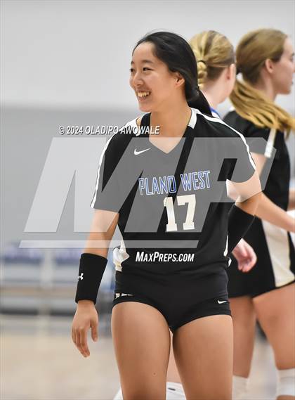 Thumbnail 3 in Plano West vs. Emerson photogallery.