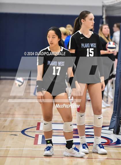 Thumbnail 1 in Plano West vs. Emerson photogallery.