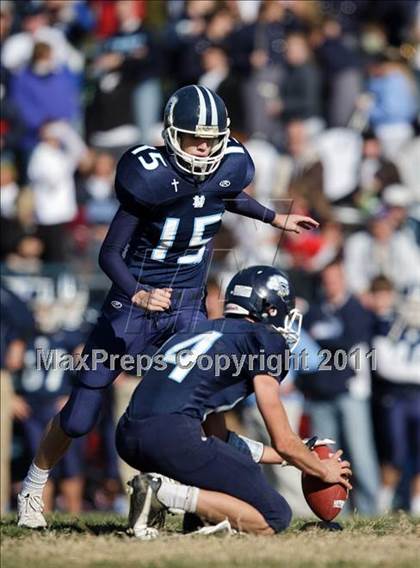 Thumbnail 2 in Notre Dame vs. Mater Dei photogallery.