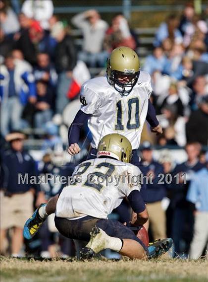 Thumbnail 2 in Notre Dame vs. Mater Dei photogallery.