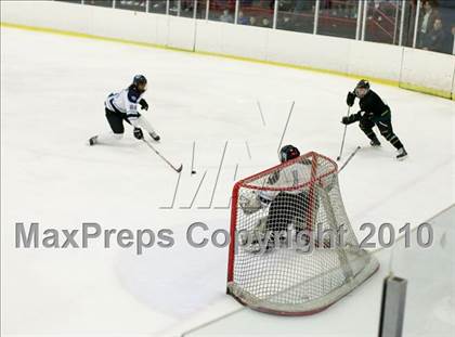 Thumbnail 2 in Williamsville North @ Suffern (NYSPHSAA Division 1 Quarterfinal) photogallery.