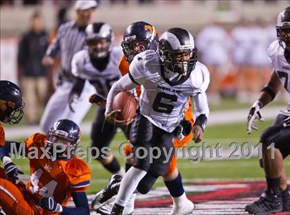 Thumbnail 2 in Highland vs. Mountain Crest (UHSAA 4A Final) photogallery.