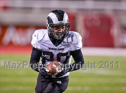 Thumbnail 1 in Highland vs. Mountain Crest (UHSAA 4A Final) photogallery.