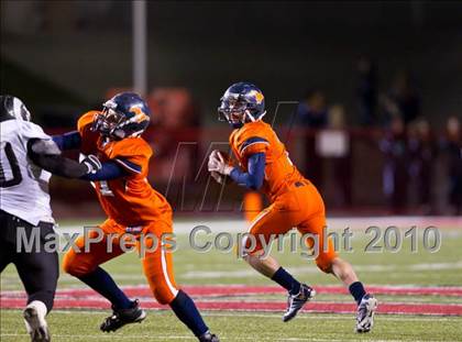 Thumbnail 1 in Highland vs. Mountain Crest (UHSAA 4A Final) photogallery.