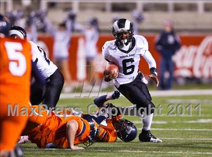 Thumbnail 1 in Highland vs. Mountain Crest (UHSAA 4A Final) photogallery.