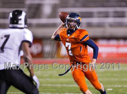 Thumbnail 2 in Highland vs. Mountain Crest (UHSAA 4A Final) photogallery.