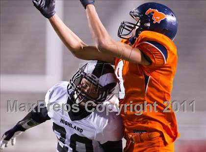 Thumbnail 2 in Highland vs. Mountain Crest (UHSAA 4A Final) photogallery.