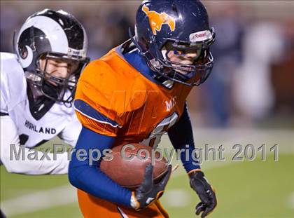 Thumbnail 3 in Highland vs. Mountain Crest (UHSAA 4A Final) photogallery.