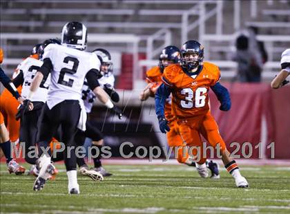Thumbnail 3 in Highland vs. Mountain Crest (UHSAA 4A Final) photogallery.