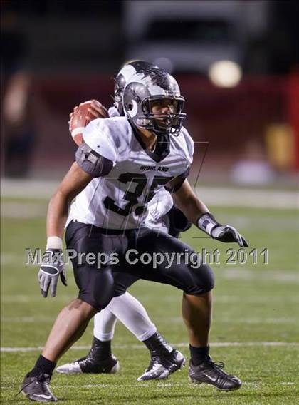 Thumbnail 2 in Highland vs. Mountain Crest (UHSAA 4A Final) photogallery.