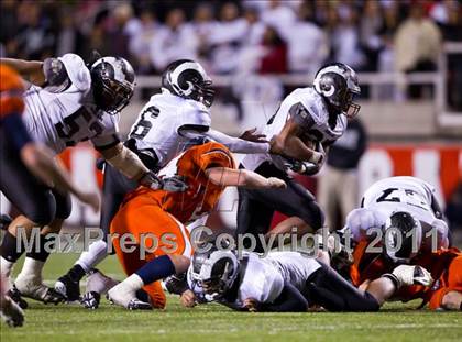 Thumbnail 1 in Highland vs. Mountain Crest (UHSAA 4A Final) photogallery.
